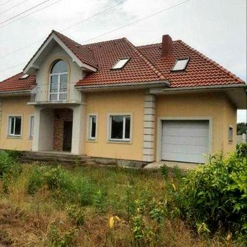 Продается дом 220 кв.м . 10 сот в с.Шпитьки