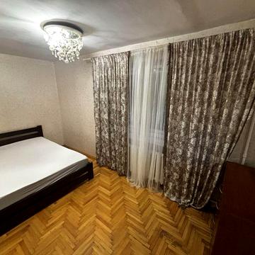 3 кім. Оренда в ближньому центрі