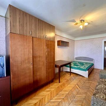 Сергія Берегового (Мартиросяна), 6 - Севастопольська площа