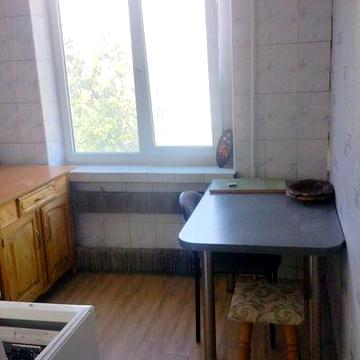 Знається 2 кімнатна квартира на Алмазному