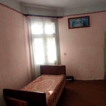 самий центр Турки Квартира 50м кв. 3 кімнати, ку