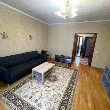 Миколи Бажана просп., 12