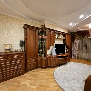 Київська вул., 60
