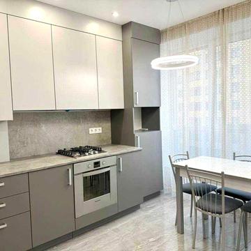 Простора однокімнатна квартира 40 м.кв. ЖК Атмосфера. Вишневе