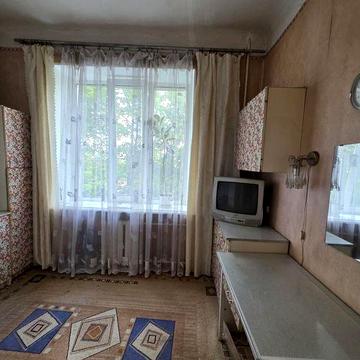 Продам 2-х комнатную квартиру на ул.Академика Проскуры