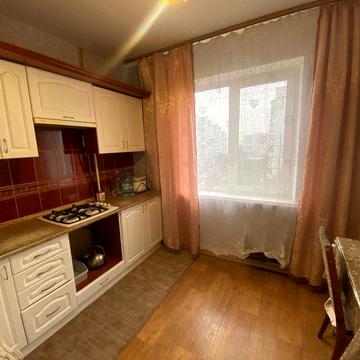 Бул.Жуля Верна 7б,оренда роздільної  3к квартири,можно з твариною