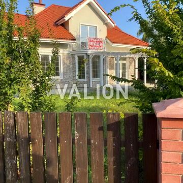 Юліанська, 37