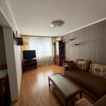 Оболонський просп., 13