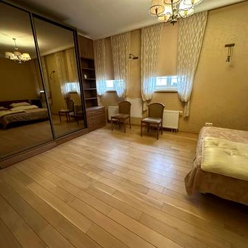 Крутий узвіз, 5