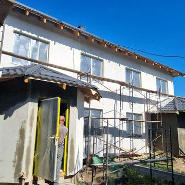 Власник. Продам котедж м.Рівне  вул.Залізнична 5/а Басівкут.