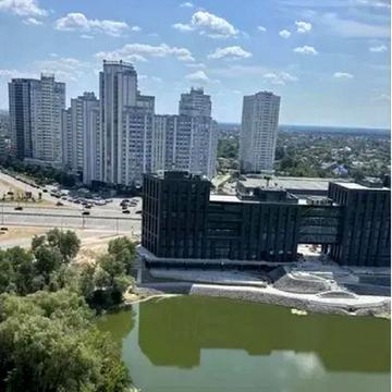 Дніпровська набережна вул., 20-Б