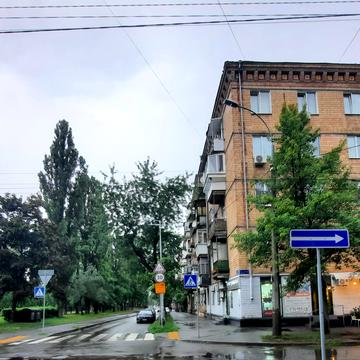 Лондонська вул. (Пітерська), 3