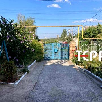 Продаж будинку з земельною ділянкою на Верхній Хортиці