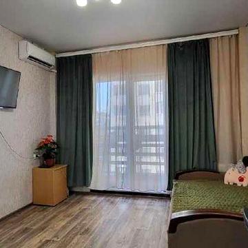 Продам Смарт-квартиру с балконом на Бочарова/Сахарова