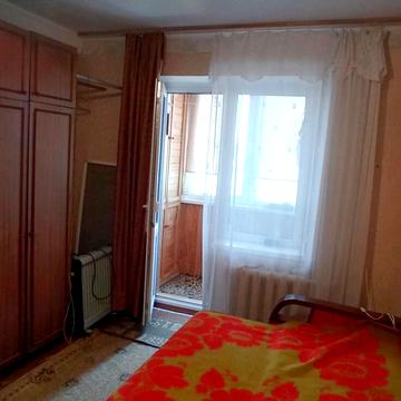 Богатирська вул., 10