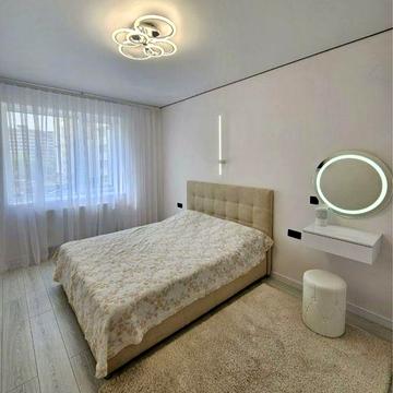 Шикарна 2-кімнатна в ЖК Світанок!Можна по постановах! ЖК Світанок