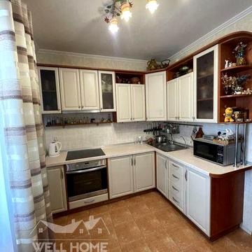 Продаж квартири 2к Радунська, 26 Київ