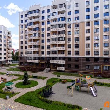 Відродження вул., 3