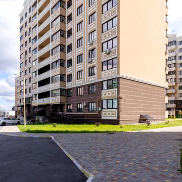 Відродження вул., 3