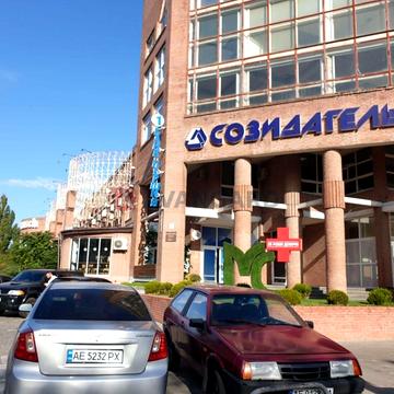 Лазаря Глоби вул. (Андрія Фабра), 4