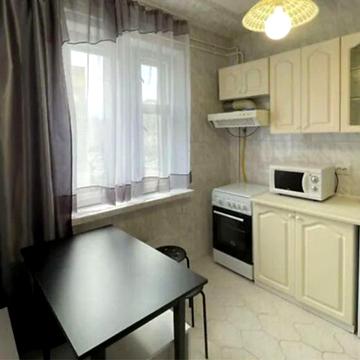 Довготривала аренда 2к.кв прос.Петра Грегоренка 7В