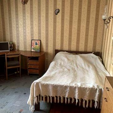 Драгоманова вул., 40-Б