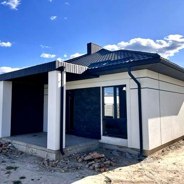 Котедж двоян (на 2 сімʼї). Від забудовника. Знаходиться за Епіцентром