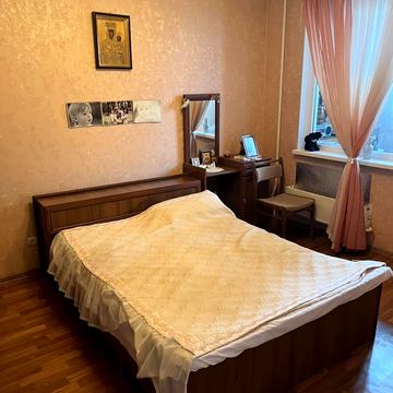Рональда Рейгана вул., 16