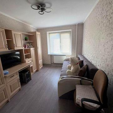Продам 3 кімнатну квартиру в центрі міста з автономним опаленням