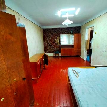 Здам в центрі біля Проскурівської 2х.Будуть ще меблі холодильник