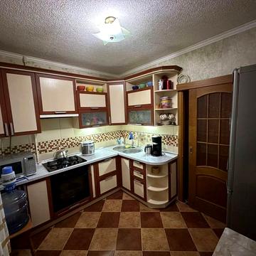 Оренда  3 кімнатної квартири на Таращанському масиві