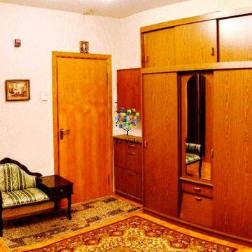Продаж 3к квартири Радунська 42/10
