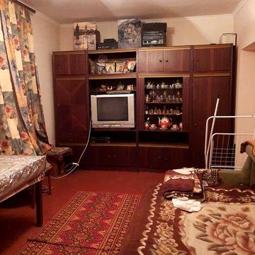 1-кв.Ольжича-Перемоги,військовим також.