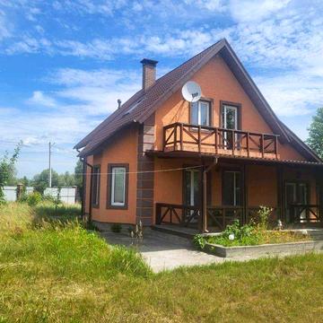 продаж  чудового  будинку  в  Вишеньках  біля  каналу.
