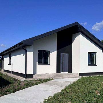 Продам новий будинок неподалік від центра міста