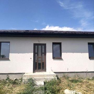 Продаж 1- поверхового будинку в Зарванцяхнцях