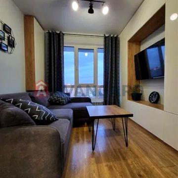 Продаж квартири на пісках в новобудові покупцю Гарний торг!