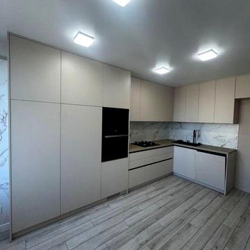 Продаж 3 кімнатної квартири Майдан