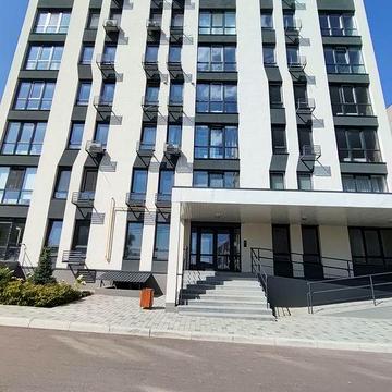 Продається дворівнева квартира в м.Васильків  з власною терасою ЖК СОНЯЧНИЙ