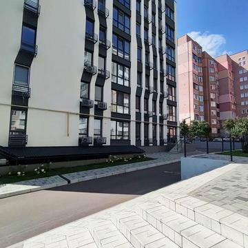 Продається дворівнева квартира в м.Васильків  з власною терасою ЖК СОНЯЧНИЙ