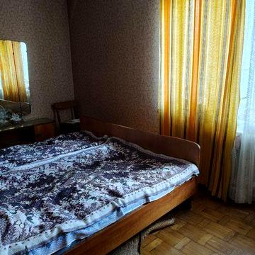 Продам 3х кімнатну квартиру в центрі