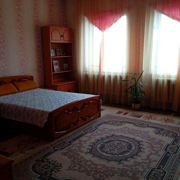 Продам в с Усатово 2эт.большой дом, общая 250кв. 75тыс.у.е
