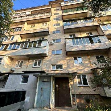 ПРОДАЖ квартири 44м2  4-й поверх Газ незавершений ремонт без%