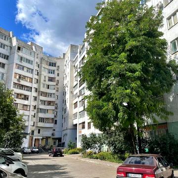 Продам 1-к. квартиру в Центре города около метро «Левада»