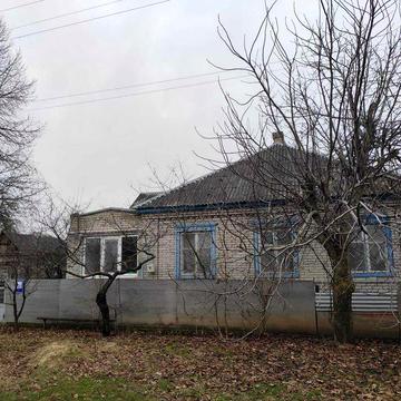 Продам будинок в м. Ізюм