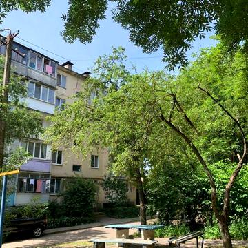 Продаж трьох кімнатної квартири
