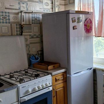 Олексія Вадатурського вул. (Маршала Малиновського), 33