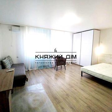 Братства Тарасівців вул. (Декабристів), 12/37