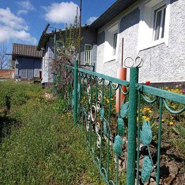 Будинок з прибудовами та с/г ділянкою