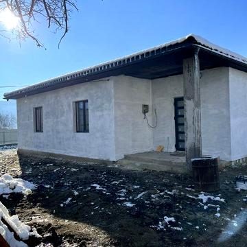 Будинок стильний і сучасний із землею 16 сот в центрі Ланчина